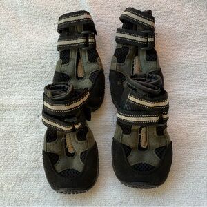 Hipipet Dogs Black and Green Shoes